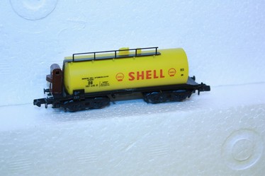 Cisternový 4-osý vagon Shell, špičkový model (N)