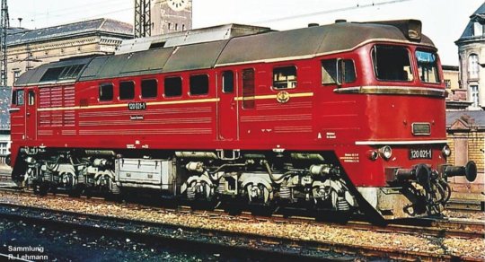 52806 PIKO - Dieselová lokomotiva BR 120