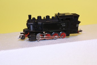 Parní lokomotiva BR 92 starší spřáhla (TT)