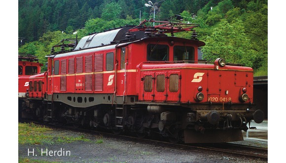  Elektrická lokomotiva Rh 1020