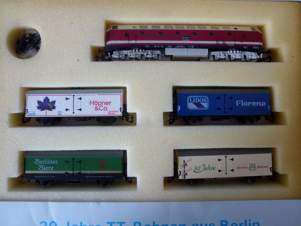 BTTB -Set s Dieselovou lokomotivou BR 119