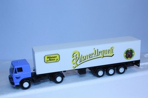 Model nákladního autíčka 