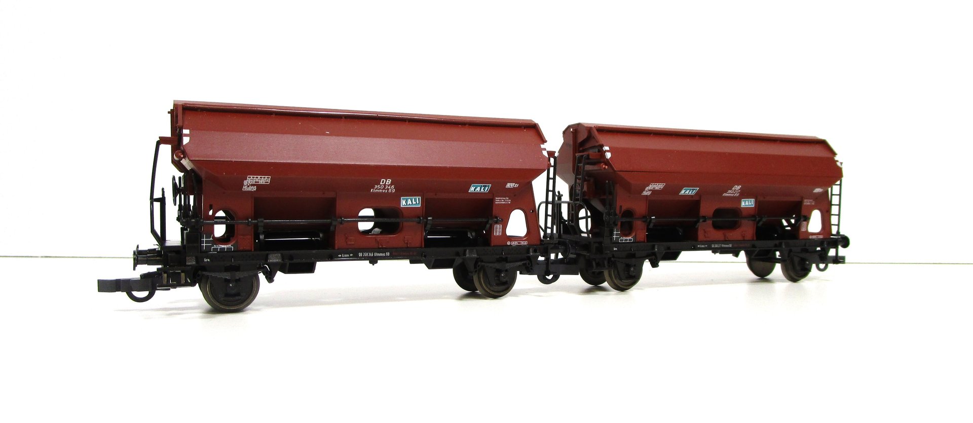 Set dvou výsypných vagónů DB ROCO (HO)