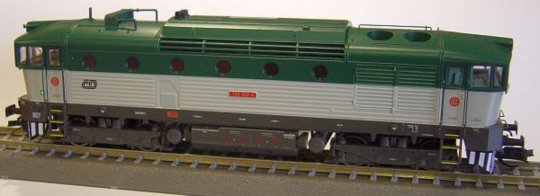 33310 Kuehn - Dieselová lokomotiva řady 753, zeleno-krémová