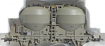 Roco 66012 nákladní vagón  na cement (HO)