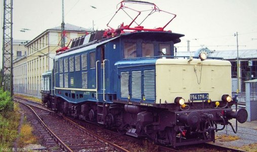 02403 Tillig TT Bahn - Elektrická lokomotiva řady 194 178-0 "Rail4U GmbH"