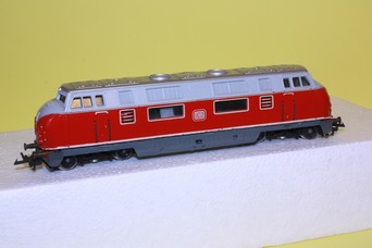 Model dieselové lokomotivy DB (TT) 