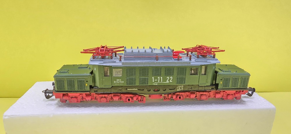 Elektrická lokomotiva 254 BKK Biterfield limit edice TT