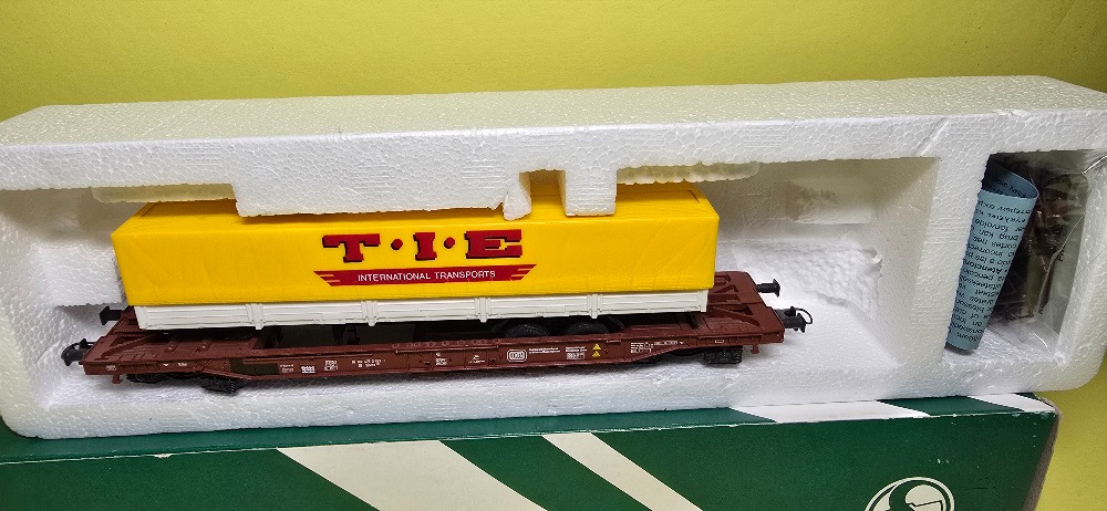 Kontejnerový vůz Roco (HO)