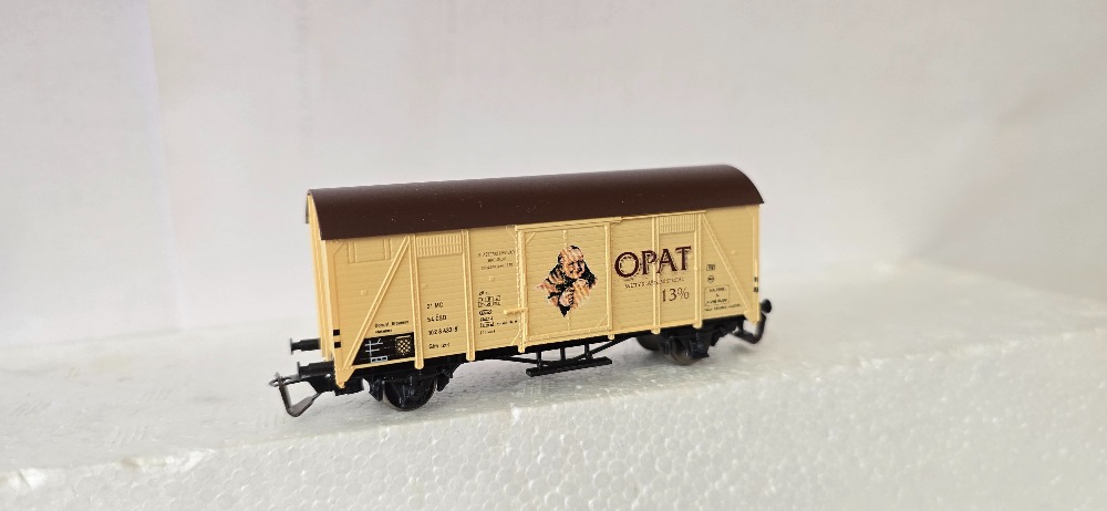 Nákladní pivní vůz Opat originál Loco i obal TT