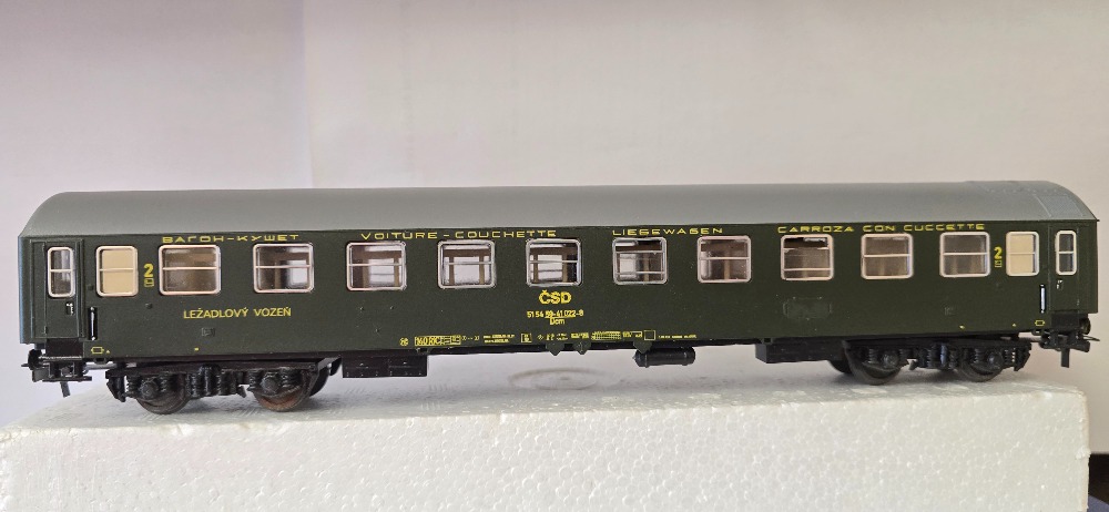 Ležadlový vozeň ČSD žlutý popis (HO)